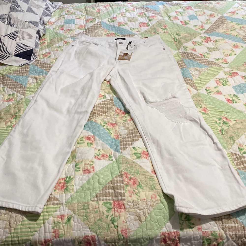 NWT Ladies Jeans size 9